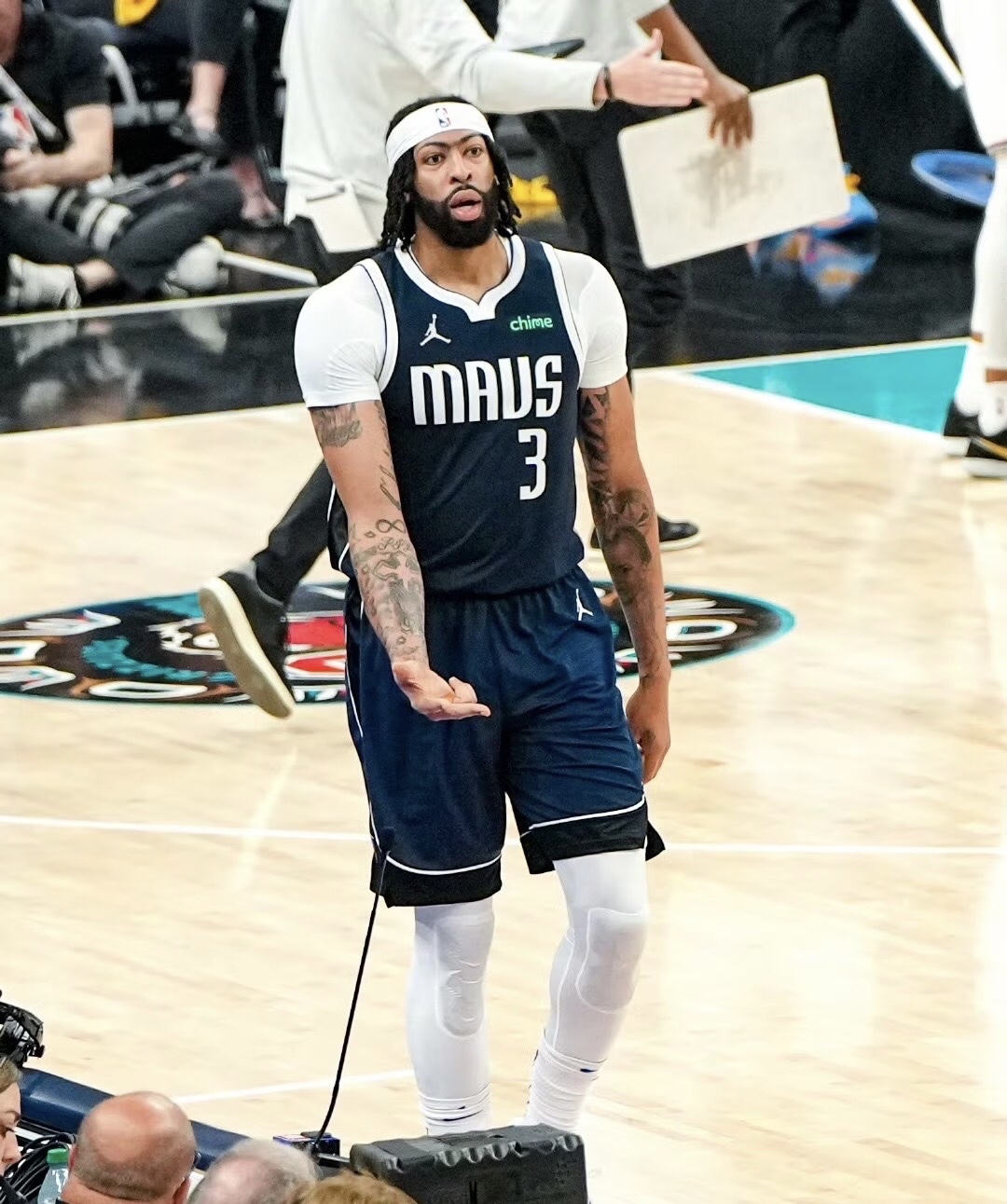 爱游戏下载-浓眉哥新星大比分获胜表现突出，德国队前途光明！赛场气氛高涨的简单介绍