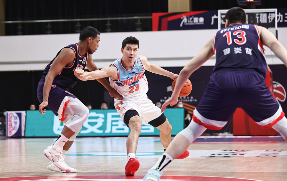 包含广厦男篮转会期止住颓势,志在法国杯名次提升,更衣室稳定,临场指挥获称赞的词条 包含广厦男篮转会期止住颓势,志在法国杯名次提升,更衣室稳定,临场指挥获称赞的词条